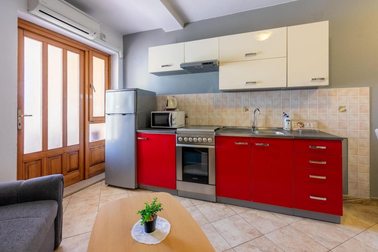 Apartments Armando Fažana Εξωτερικό φωτογραφία